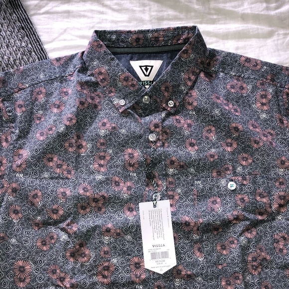 Vissla button down Clearance